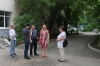 Светлана Ворнакова осмотрела отремонтированный двор на улице Советской армии