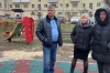 Александр Сидоров оценил качество новой детской площадки на улице Ленина 